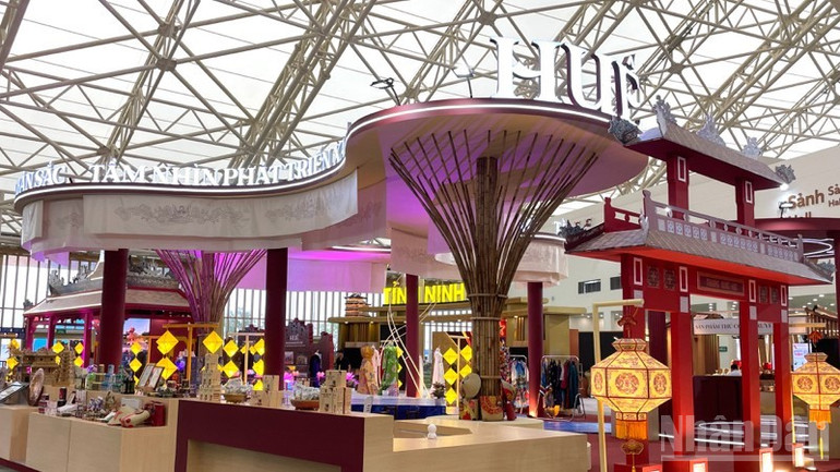 Triển lãm “80 năm hành trình Độc lập-Tự do-Hạnh phúc” kết thúc đón khách lúc 16 giờ ngày 15/9