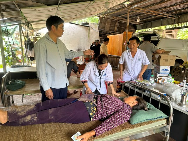 Nghệ An triển khai kế hoạch bổ sung, luân chuyển nhân lực y tế về tuyến cơ sở