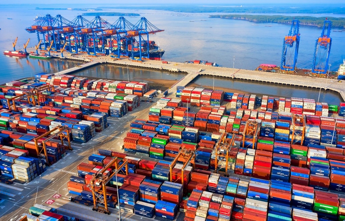 Đa dạng hóa thị trường, tăng nội địa hóa là chìa khóa cho xuất khẩu bền vững