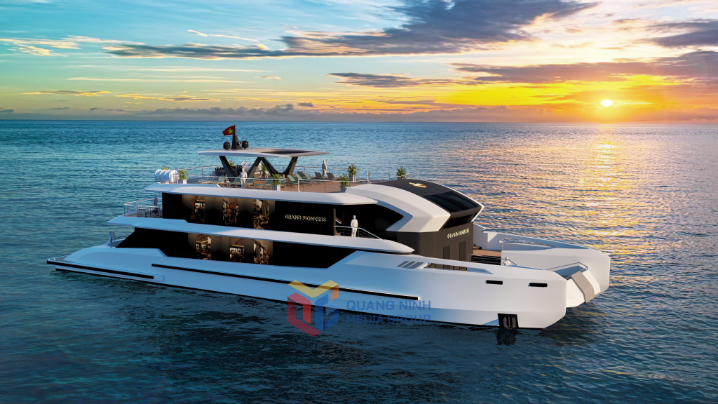 Tàu Explora By Grand Pioneers Cruises thuộc dòng tàu hai thân, có hệ số an toàn cao nhất trên vịnh Hạ Long.