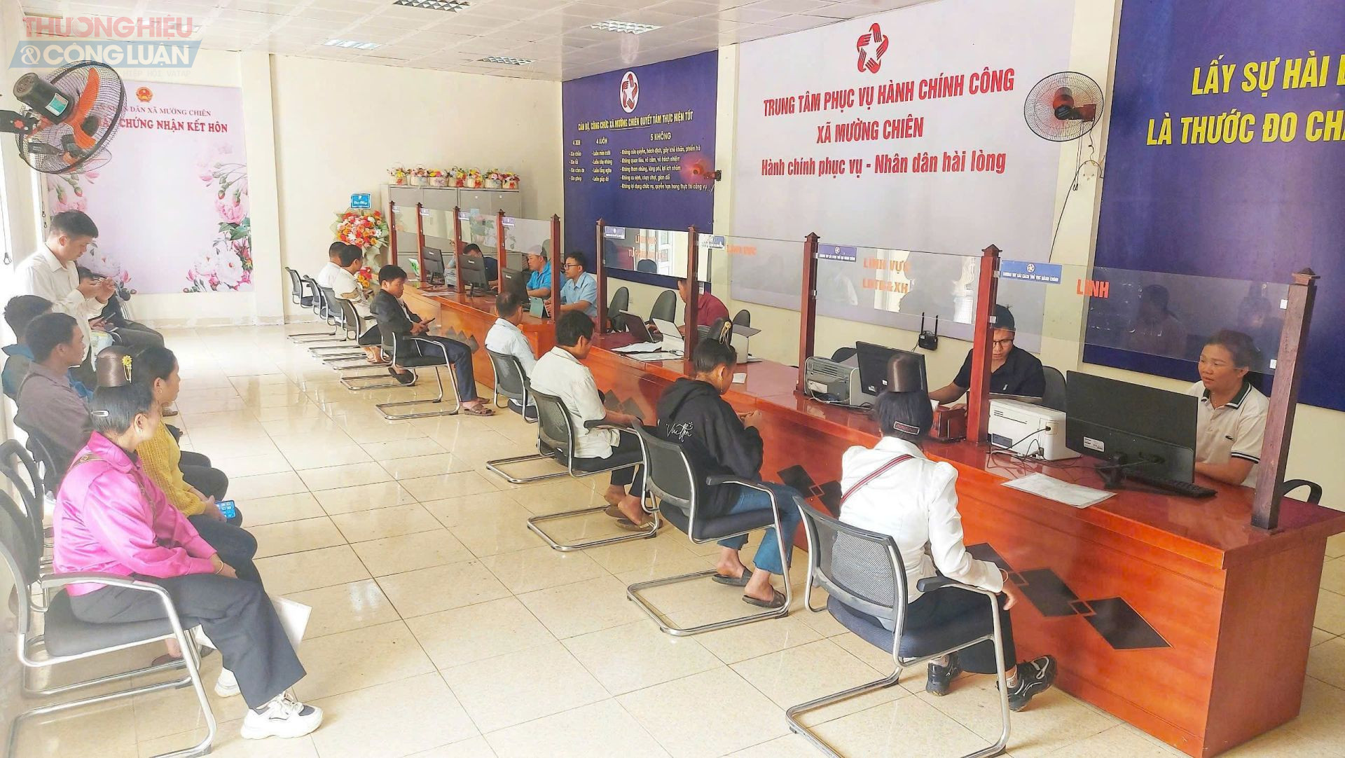 Tinh gọn bộ máy: Tăng cường nhân lực cho cấp xã, thúc đẩy chuyển đổi số