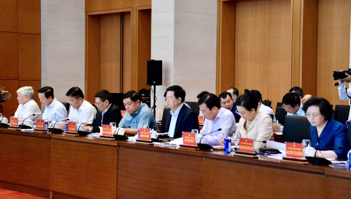 Các đại biểu tham dự phiên họp