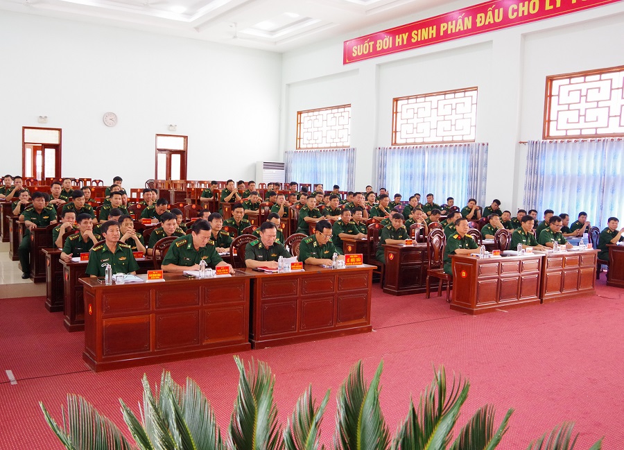 Các đại biểu tham dự hội nghị