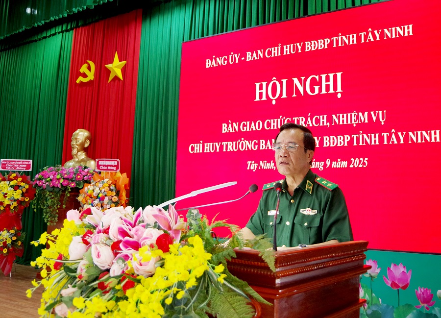 Trung tướng Lê Đức Thái phát biểu chỉ đạo tại hội nghị