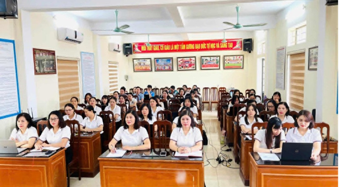 Hưng Yên tổ chức tập huấn giáo viên sử dụng trí tuệ nhân tạo