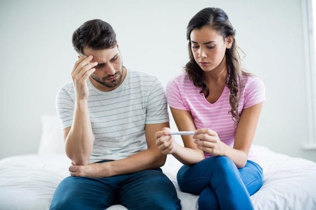 Nhiều gia đình chưa có con vì nam giới mãn dục sớm Nhiều gia đình chưa có con vì nam giới mãn dục sớm