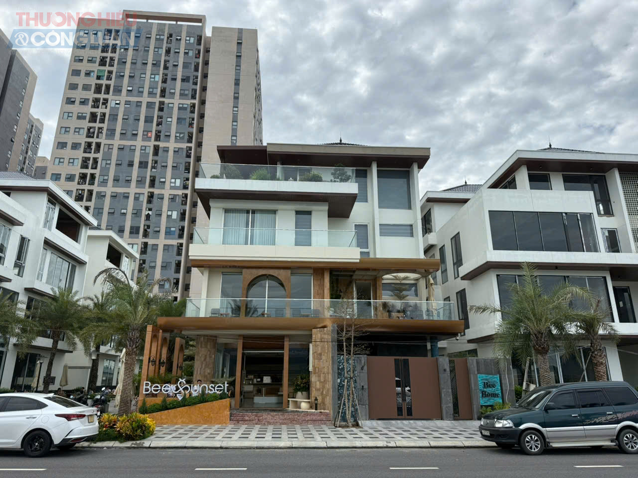 Chung cư The Ori Garden là dự án nhà ở xã hội kết hợp thương mại tọa lạc tại khu đô thị xanh Bàu Tràm. Chung cư The Ori Garden là dự án nhà ở xã hội kết hợp thương mại tọa lạc tại khu đô thị xanh Bàu Tràm.