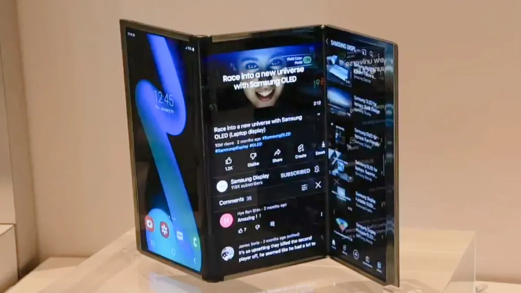 Nguyên mẫu thử nghiệm của smartphone màn hình gập ba từng được Samsung trưng bày (Ảnh: Samsung).