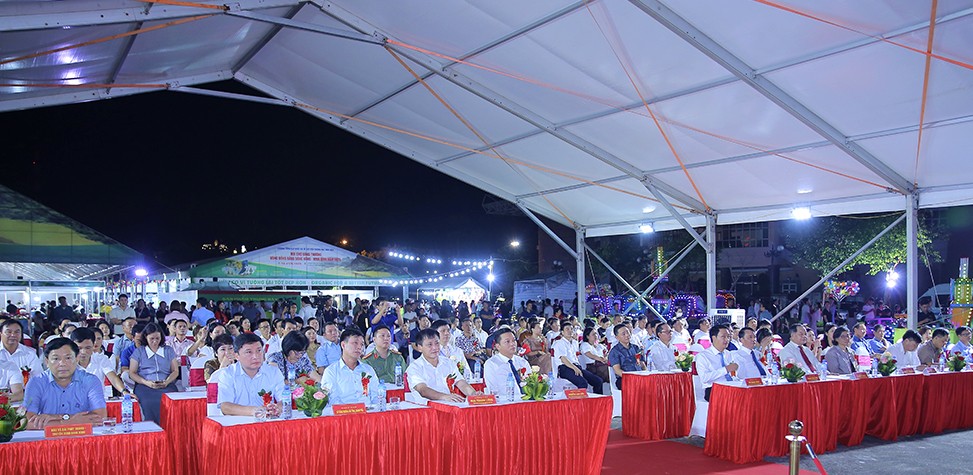 “Hội chợ Công thương vùng Đồng bằng sông Hồng 2025: Điểm hẹn giao thương tại Ninh Bình”