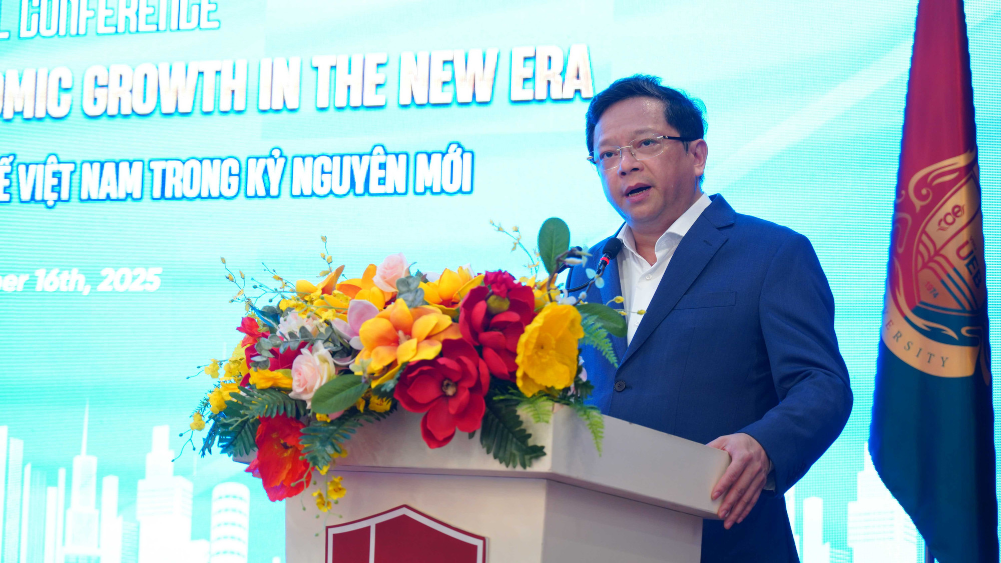 Ông Nguyễn Đức Hiển, Phó Trưởng ban Chính sách, chiến lược Trung ương phát biểu khai mạc hội thảo. Ông Nguyễn Đức Hiển, Phó Trưởng ban Chính sách, chiến lược Trung ương phát biểu khai mạc hội thảo.