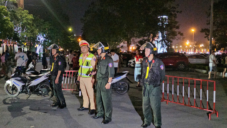 Thanh Hoá: Ra quân tổng kiểm soát các phương tiện giao thông đường bộ trên địa bàn