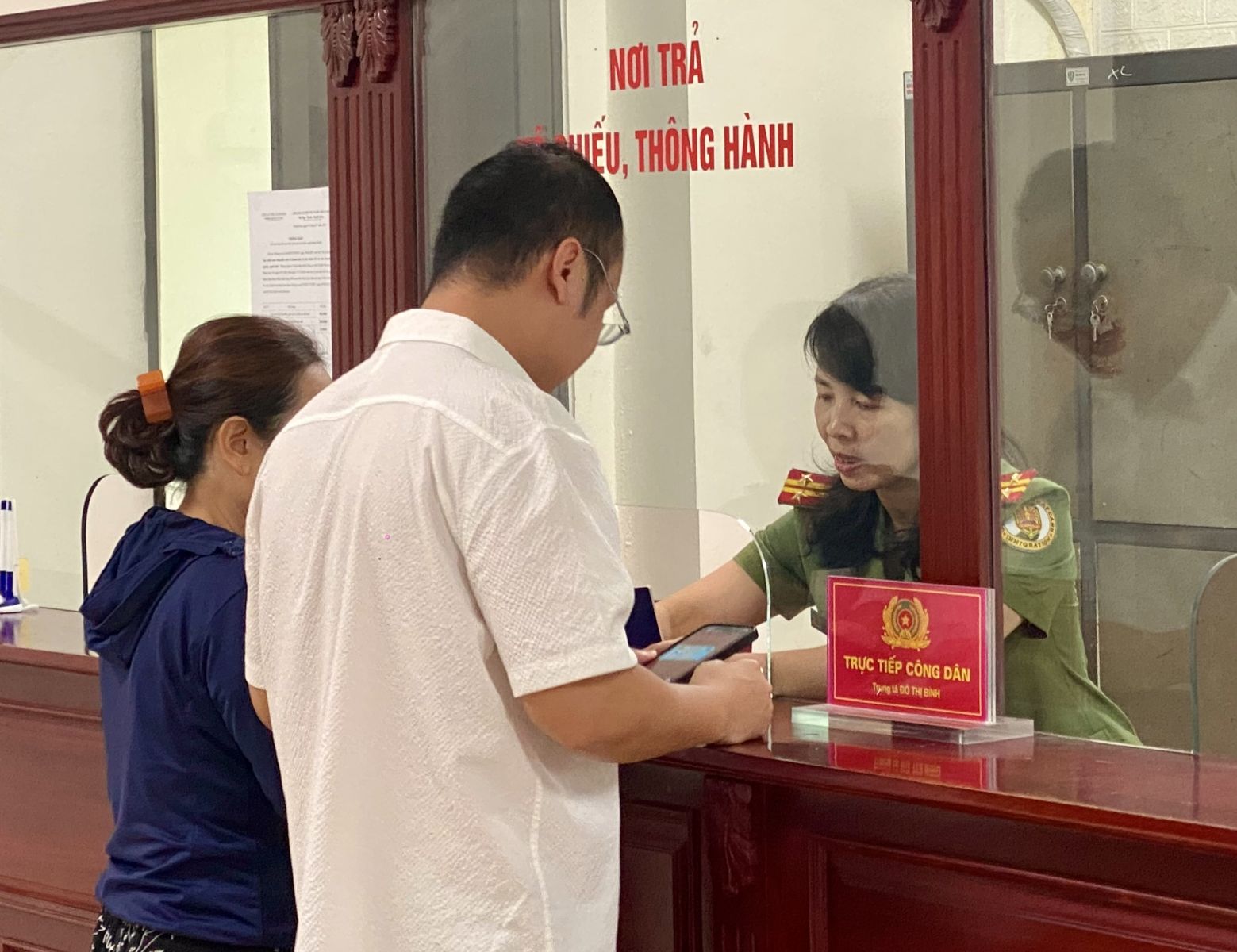 Công an tỉnh Thanh Hóa đề nghị công dân nhận hộ chiếu đúng hẹn để bảo đảm quyền lợi