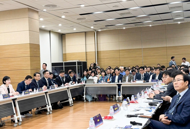 Nghệ An tăng cường hợp tác với Hàn Quốc qua hội nghị kết nối địa phương