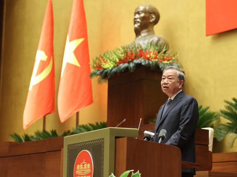 Tổng B&iacute; thư nhấn mạnh, người đứng đầu phải chịu tr&aacute;ch nhiệm về kết quả triển khai nghị quyết - Ảnh VGP/Nhật Bắc