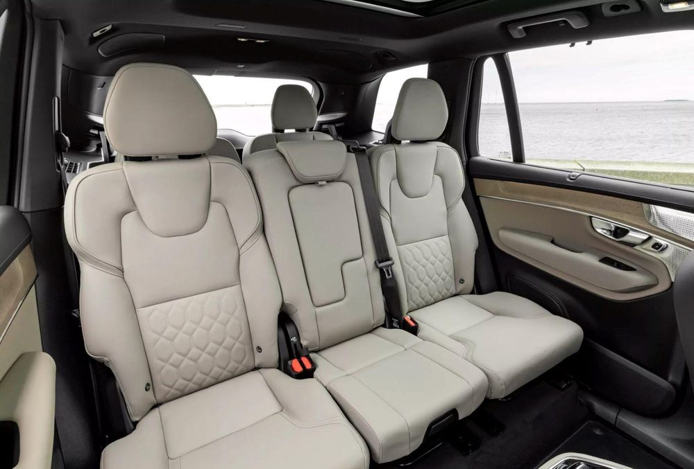 Volvo cũng gặp phải vấn đề với dây an toàn do lỗi từ nhà cung cấp. Ảnh: Carscoops