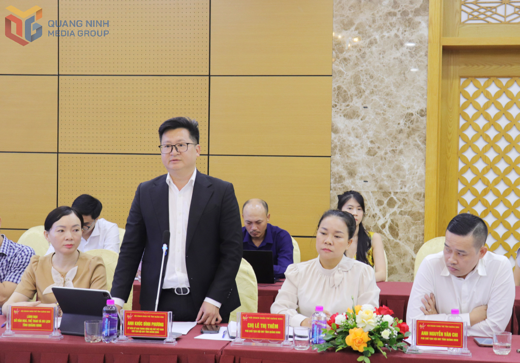 Lãnh đạo Hội Doanh nhân trẻ tỉnh phát biểu tại hội nghị.