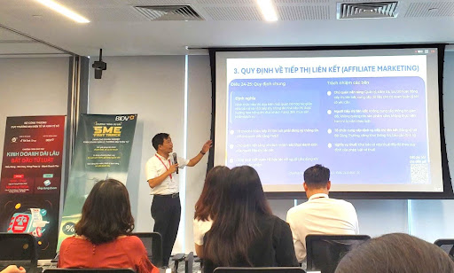 Pháp luật thương mại điện tử: Cảnh báo vi phạm và mức phạt nghiêm khắc cho người bán