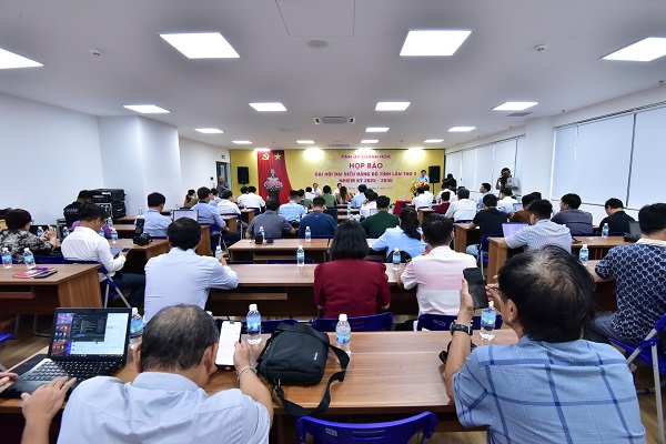 Quang cảnh họp báo