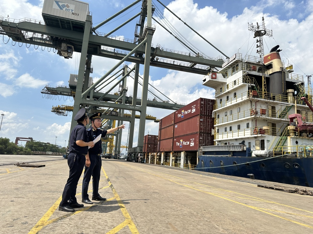 Chuyển cơ quan Công an điều tra vụ nhập khẩu hàng hóa có dấu hiệu 'Buôn lậu'