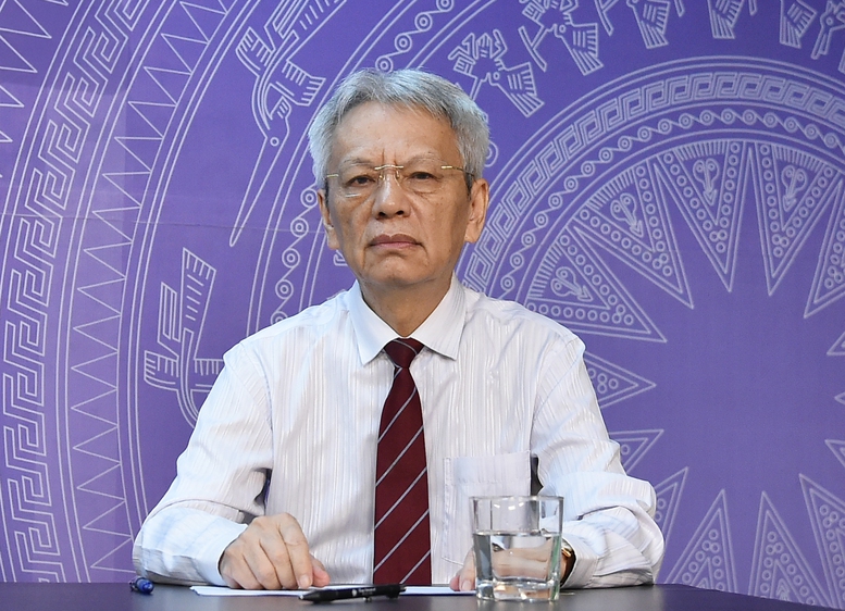 TS. Nguyễn Sĩ Dũng: Con đường chắc chắn còn nhiều gian nan, nhưng như người ta vẫn nói: không có con đường nào dẫn đến tự cường mà trải toàn hoa hồng cả