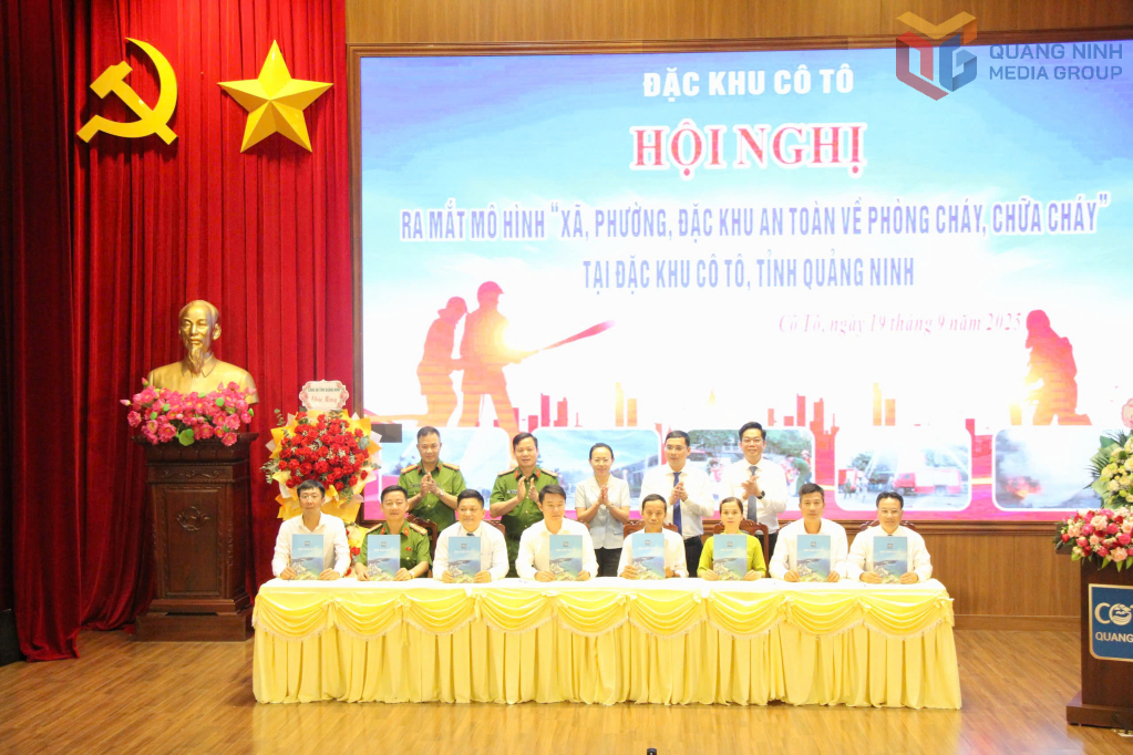Ra mắt mô hình “Xã, phường, đặc khu an toàn về phòng cháy chữa cháy” tại Cô Tô