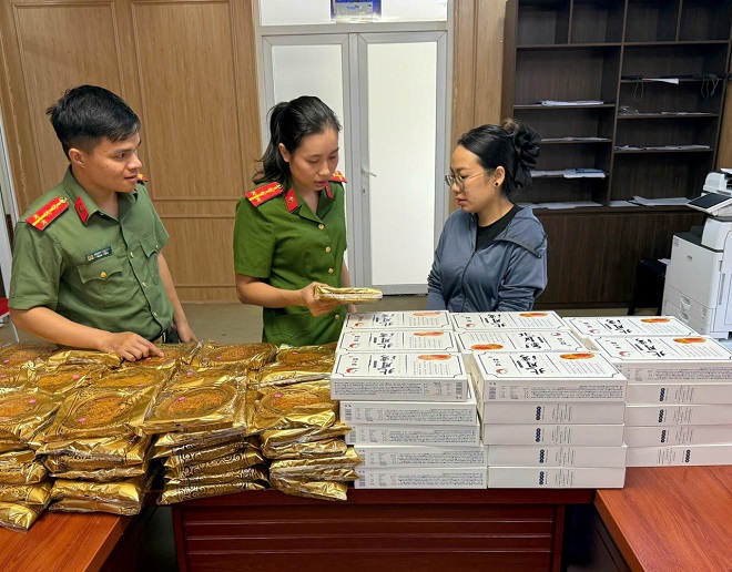 Hải Phòng: Thu giữ 130 hộp bánh trung thu ngoại không rõ nguồn gốc trong mùa cao điểm