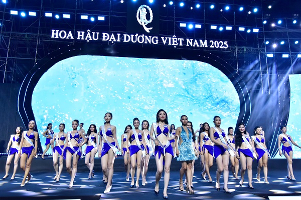 Đồng diễn TOP 30