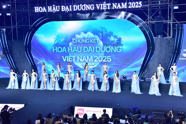 TOP 20 trong trang phục Bikini