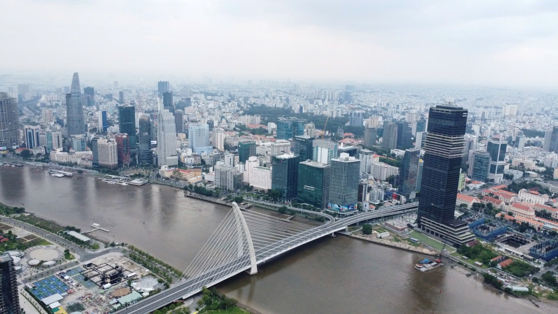 Dự báo giá thuê bất động sản văn phòng tại TP. HCM cuối năm 2025 duy trì ở mức ổn định và có thể tăng nhẹ