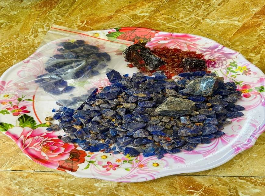 Một số vật chứng bị thu giữ tại cơ quan điều tra Một số vật chứng bị thu giữ tại cơ quan điều tra