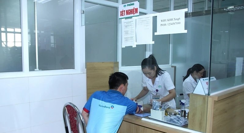 tinh thần “Ở đâu có cán bộ, đoàn viên VietinBank, ở đó có nghĩa cử hiến máu” tinh thần “Ở đâu có cán bộ, đoàn viên VietinBank, ở đó có nghĩa cử hiến máu”