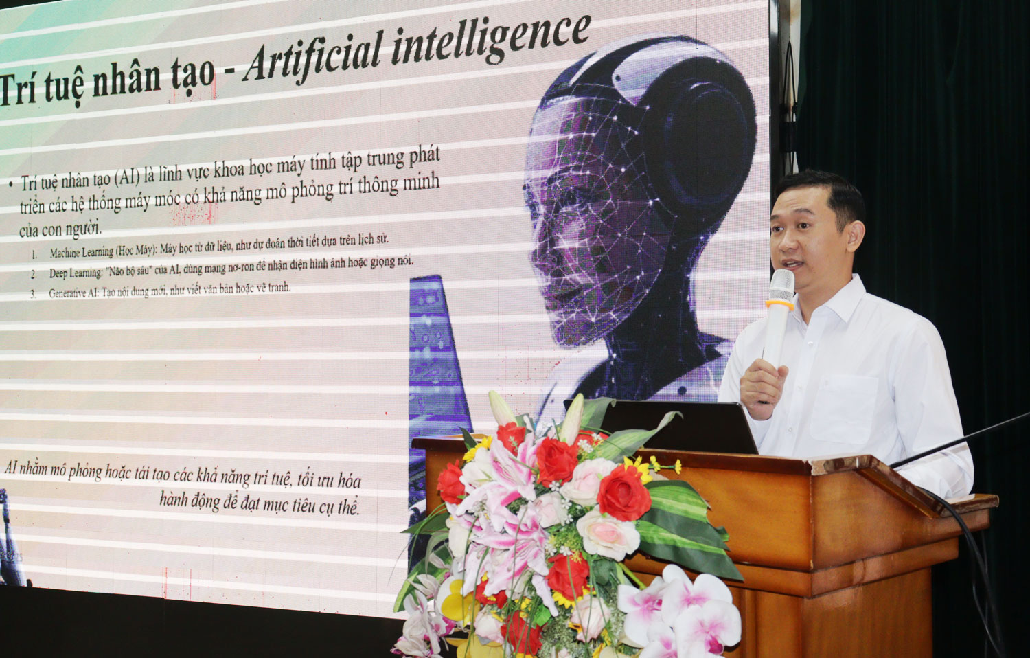 Phường An Biên tập huấn ứng dụng công nghệ AI cho đội ngũ cán bộ, công chức, viên chức