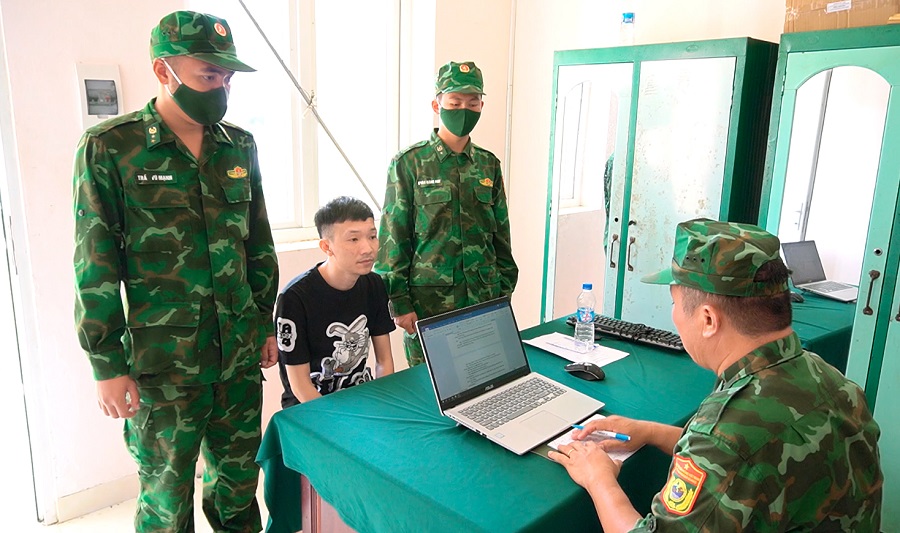 Đồn Biên phòng cửa khẩu Mỹ Quý Tây bắt giữ 4 đối tượng nhập cảnh trái phép