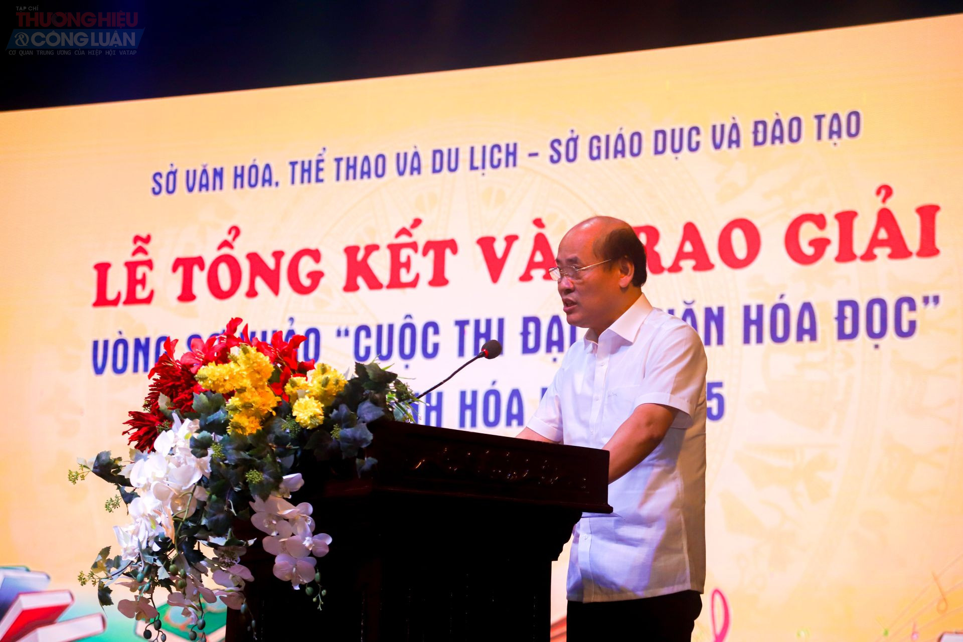 Ông Lê Văn Nam, Phó Giám đốc Sở Văn hóa, Thể thao và Du lịch, Trưởng Ban Tổ chức cuộc thi phát biểu tại buổi lễ.