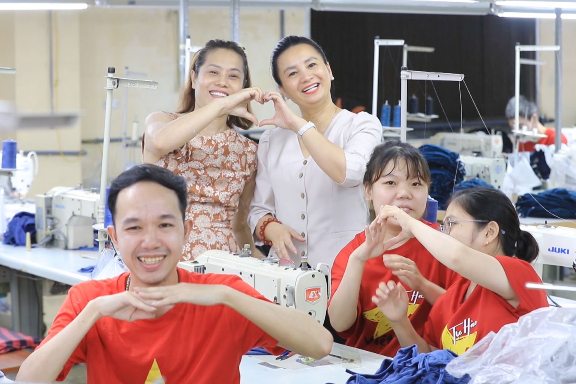 Với mục tiêu 300 người khuyết tật được đào tạo và có việc làm, dự án tiếp tục hướng tới  mô hình tuyển dụng – đào tạo – hội nhập toàn diện