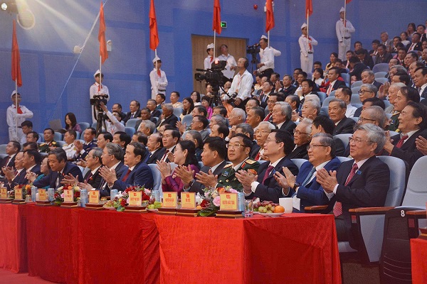 Đại biểu đến dự Đại biểu đến dự