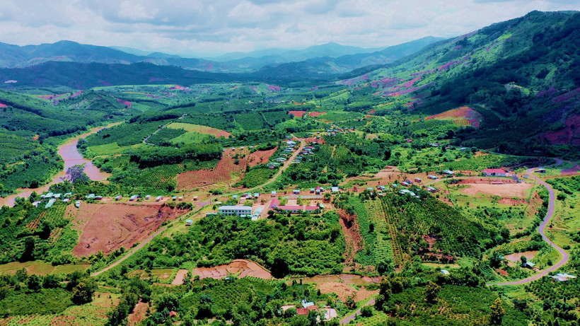 Xây dựng tiêu chí chuẩn nghèo đa chiều phải phù hợp mục tiêu phát triển quốc gia