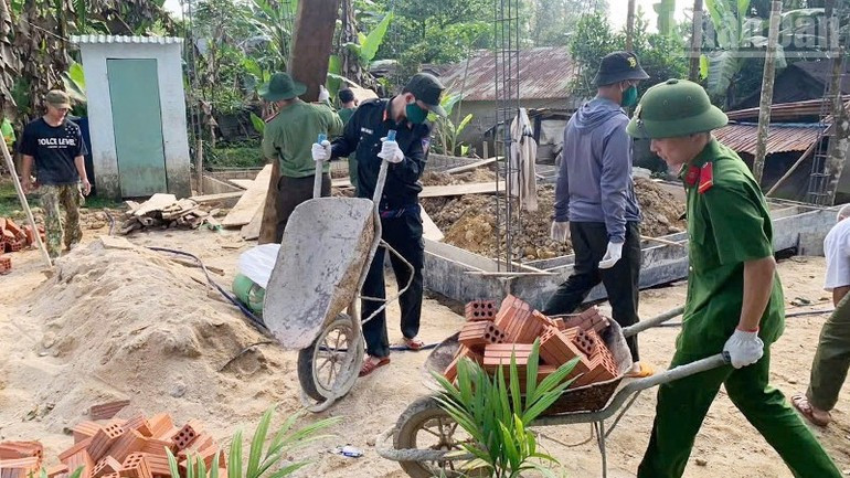 Nhiều đơn vị đồng hành cùng chương trình xóa nhà tạm, nhà dột nát tại Đà Nẵng