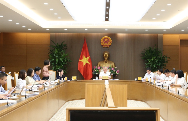 Rà soát, tiếp thu, hoàn thiện các dự thảo Nghị định về Trung tâm Tài chính quốc tế tại Việt Nam