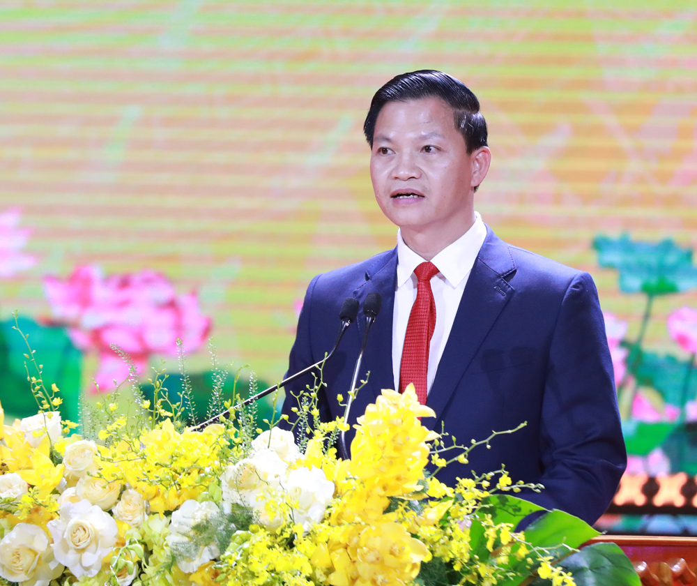 Chủ tịch UBND tỉnh Vương Quốc Tuấn phát biểu khai mạc Đại hội. Chủ tịch UBND tỉnh Vương Quốc Tuấn phát biểu khai mạc Đại hội.