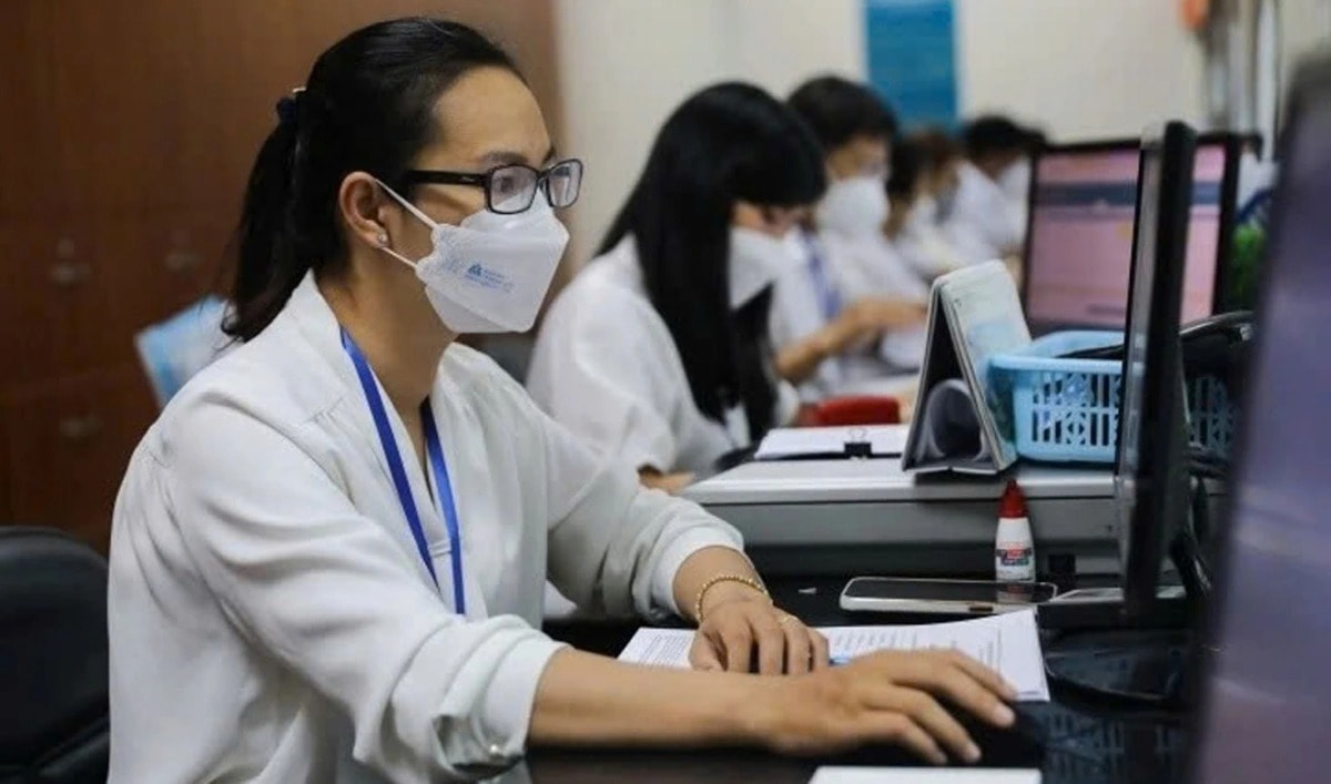 Cán bộ, công chức nghỉ việc chuyển sang áp dụng Nghị định 154 từ 1/9