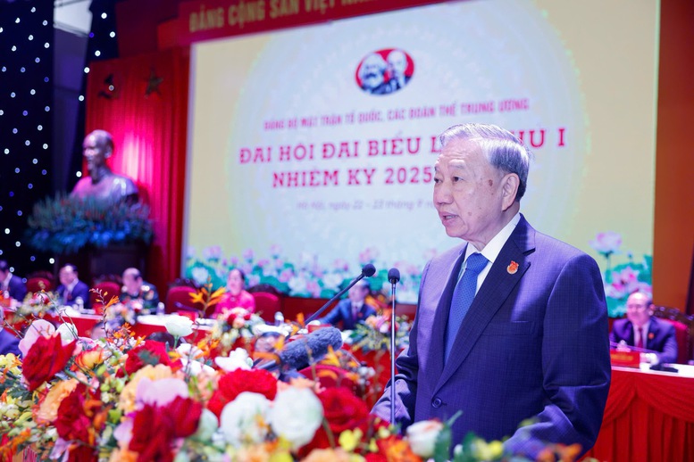 Tổng Bí thư Tô Lâm dự và phát biểu tại Đại hội đại biểu Đảng bộ Mặt trận Tổ quốc (MTTQ), các đoàn thể Trung ương lần thứ I, nhiệm kỳ 2025-2030 - Ảnh: VGP/Nhật Bắc