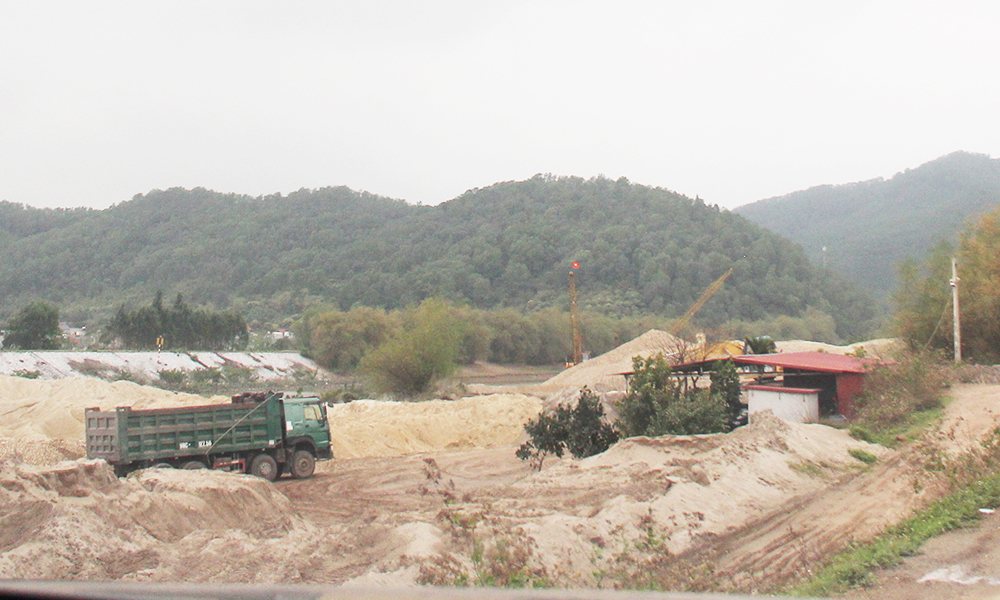 Bắc Ninh: Tháo gỡ khó khăn, đảm bảo nguồn cung đất, cát cho các công trình