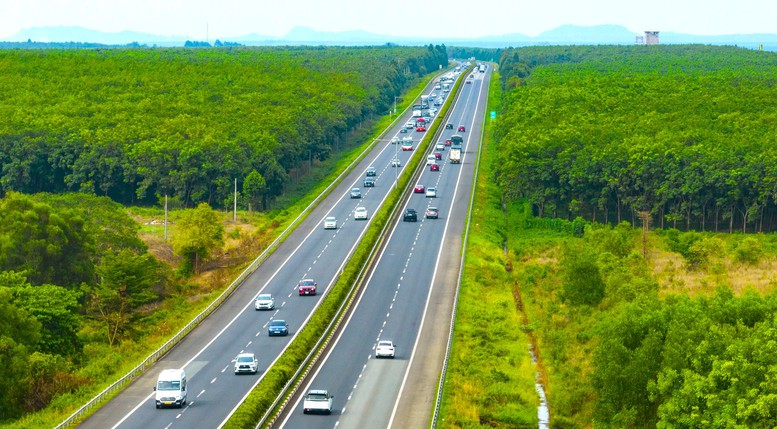 Bô Xây dựng sẽ thành lập 2 Tổ công tác, kiểm tra hệ thống giao thông trên cao tốc