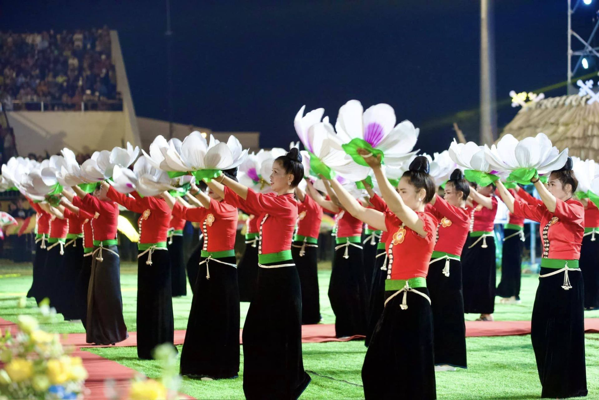 Thành lập Ban Tổ chức Lễ hội Văn hóa, Du lịch Mường Lò năm 2025