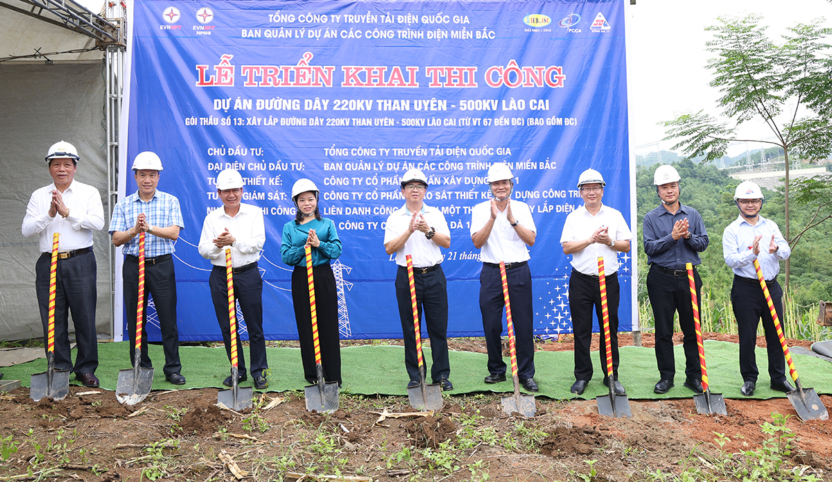 Triển khai thi công Dự án đường dây 220kV Than Uyên – Lào Cai chào mừng Quốc khánh