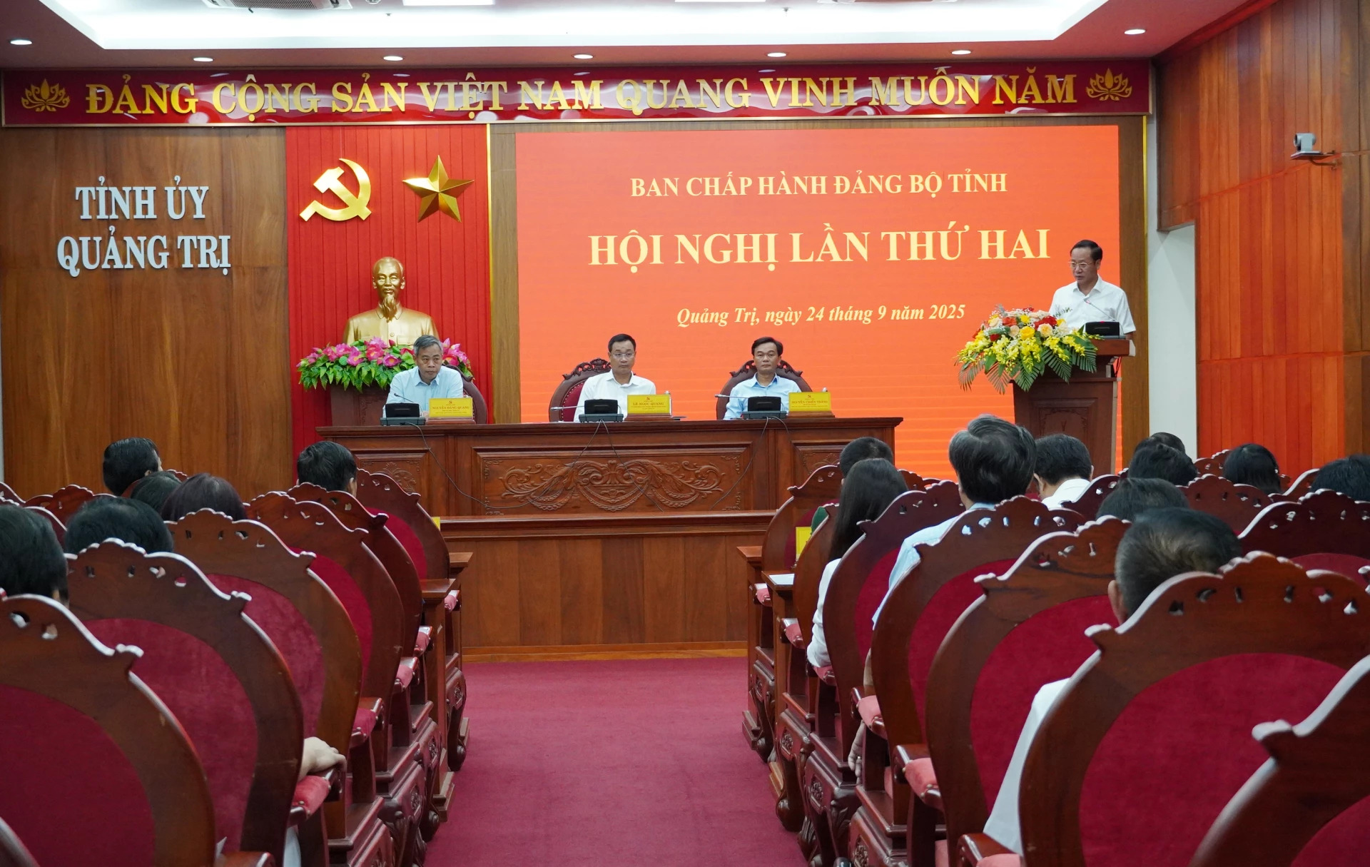 Quang cảnh hội nghị