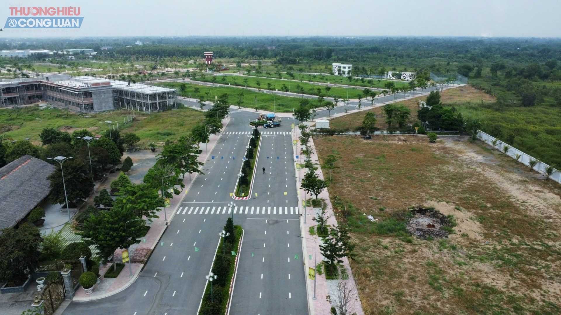 Dự báo thị trường BĐS Tây Ninh tiếp tục diễn ra sôi động cuối năm 2025 bởi các dự án có quy mô, pháp lý minh bạch và đạt tiến độ thi công. Dự báo thị trường BĐS Tây Ninh tiếp tục diễn ra sôi động cuối năm 2025 bởi các dự án có quy mô, pháp lý minh bạch và đạt tiến độ thi công.