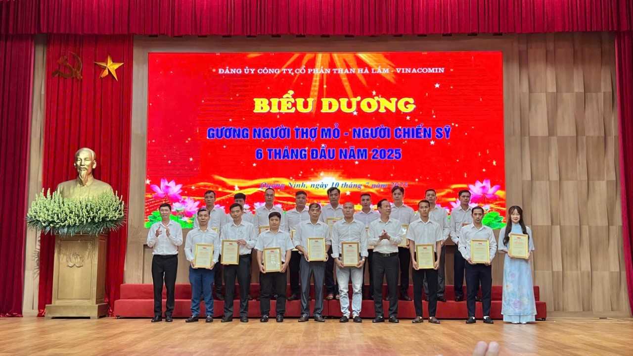 Biểu dương 18 gương “Người thợ mỏ - Người chiến sĩ” tiêu biểu trong 6 tháng đầu năm 2025.