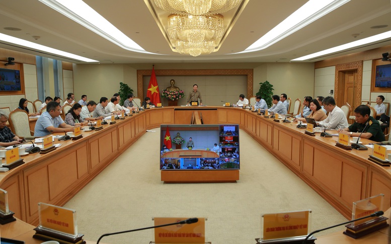 Phó Thủ tướng Trần Hồng Hà đề nghị Bộ Nông nghiệp và Môi trường tiếp thu đầy đủ các ý kiến, khẩn trương hoàn thành báo cáo với yêu cầu chất lượng cao, phải chỉ ra được vấn đề đột phá, đổi mới - Ảnh: VGP/Minh Khôi Phó Thủ tướng Trần Hồng Hà đề nghị Bộ Nông nghiệp và Môi trường tiếp thu đầy đủ các ý kiến, khẩn trương hoàn thành báo cáo với yêu cầu chất lượng cao, phải chỉ ra được vấn đề đột phá, đổi mới - Ảnh: VGP/Minh Khôi